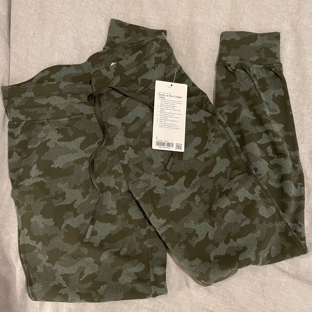 NWT lululemon Ready to Rulu jogger, 29”, 6